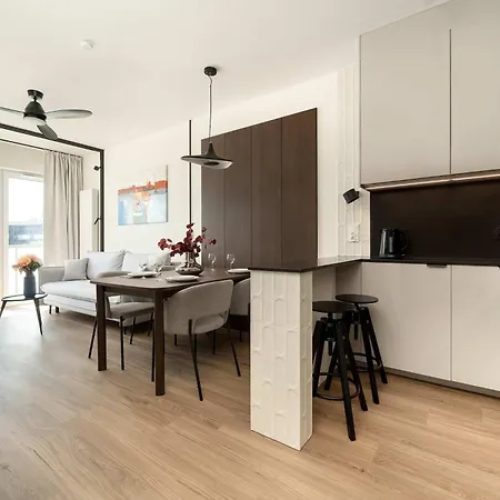 Apartament Prestiżowe Z Widokiem Na Rzekę I Parkingiem By Renters Prestige