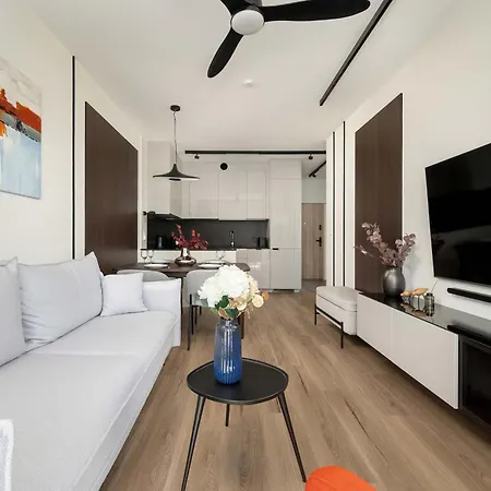 Prestizowe Z Widokiem Na Rzeke I Parkingiem By Renters Prestige Wrocław