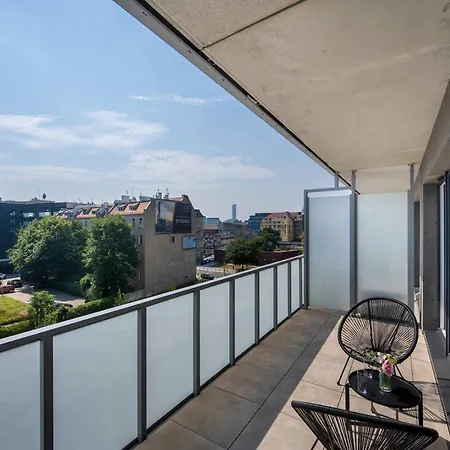 Appartement Prestizowe Z Widokiem Na Rzeke I Parkingiem By Renters Prestige *