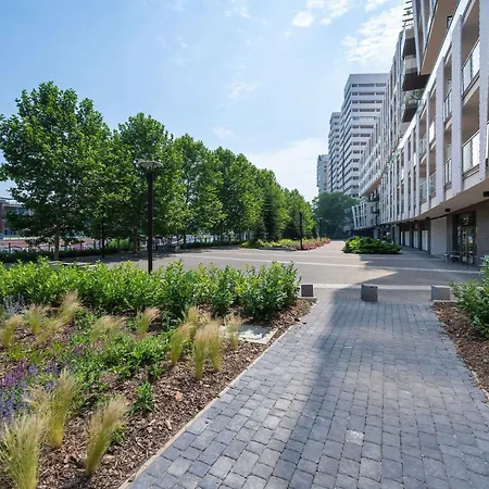 Prestizowe Z Widokiem Na Rzeke I Parkingiem By Renters Prestige Appartement