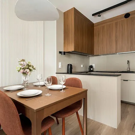 Apartment Prestizowe Z Widokiem Na Rzeke I Parkingiem By Renters Prestige *