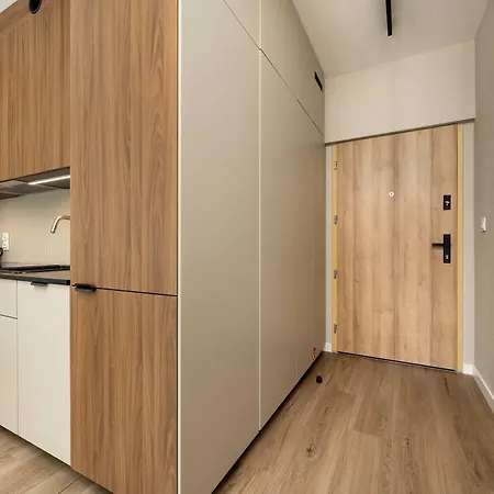 Prestizowe Z Widokiem Na Rzeke I Parkingiem By Renters Prestige