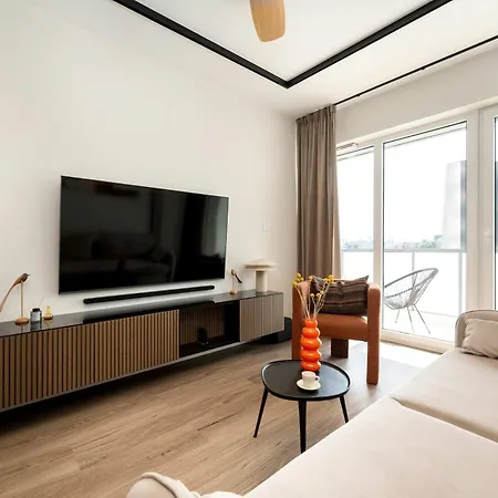 Prestizowe Z Widokiem Na Rzeke I Parkingiem By Renters Prestige Apartment