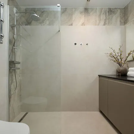 Apartment Prestizowe Z Widokiem Na Rzeke I Parkingiem By Renters Prestige