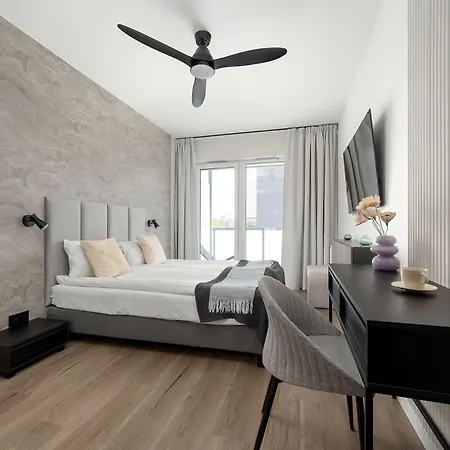 Prestizowe Z Widokiem Na Rzeke I Parkingiem By Renters Prestige Apartment Wroclaw