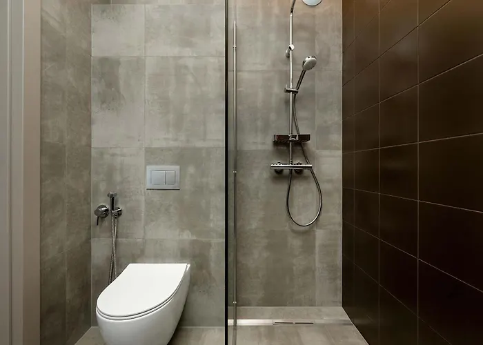 Prestizowe Z Widokiem Na Rzeke I Parkingiem By Renters Prestige