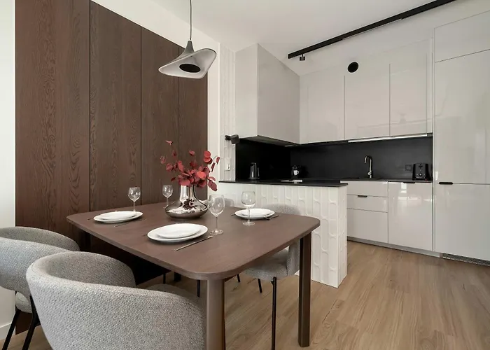 Prestizowe Z Widokiem Na Rzeke I Parkingiem By Renters Prestige