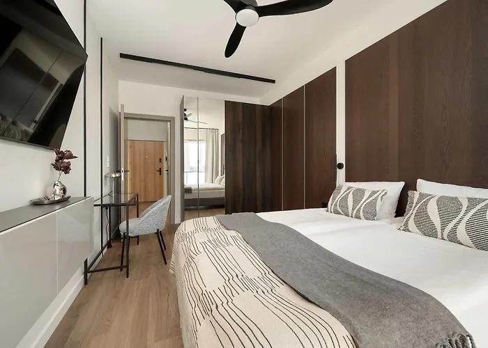 公寓 Prestizowe Z Widokiem Na Rzeke I Parkingiem By Renters Prestige