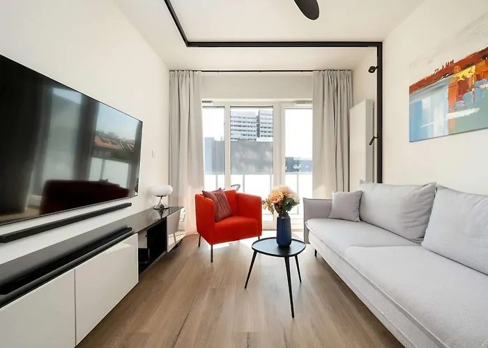 Prestizowe Z Widokiem Na Rzeke I Parkingiem By Renters Prestige 公寓